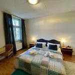 Parkhotel Waldschloesschen 3*