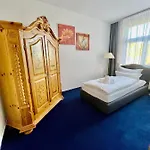 Hotel Parkhotel Waldschloesschen 3*