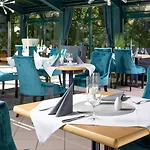Parkhotel Waldschloesschen 3*