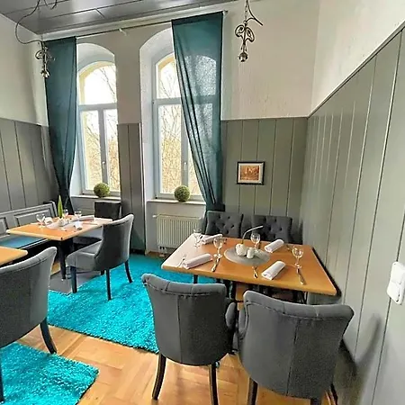 ホテル Parkhotel Waldschloesschen 3*