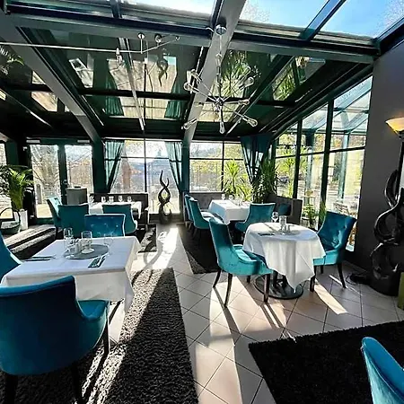 Parkhotel Waldschloesschen 3*