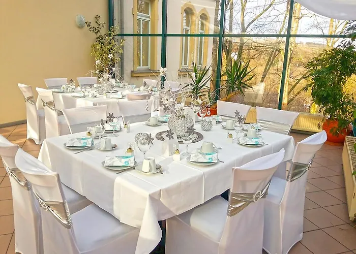 Parkhotel Waldschloesschen فندق 3*