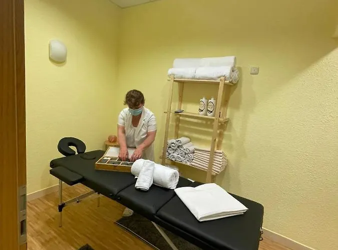 فندق Parkhotel Waldschloesschen