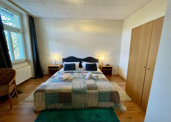 Parkhotel Waldschloesschen 3* آنابرغ-بوخهولتس