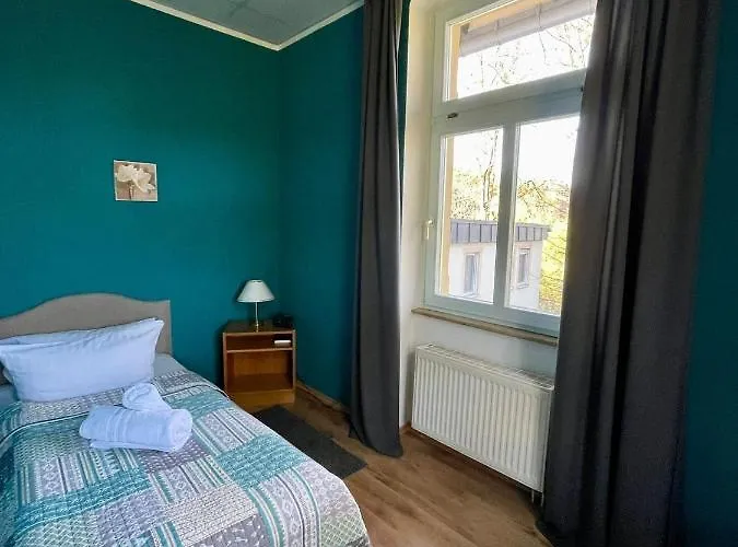 Parkhotel Waldschloesschen فندق 3*