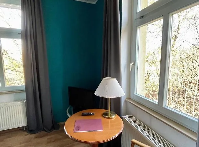 Parkhotel Waldschloesschen فندق